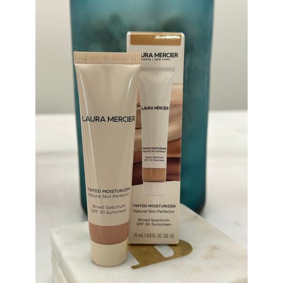 Laura Mercier NIB Tinted Moisturizer Natural Skin Perfector 0.8 fl oz 4W1 Tawny - Picture 1 of 5
